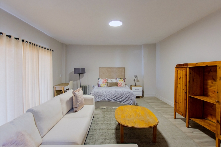 6 Bedroom Property for Sale in Myburgh Park Western Cape